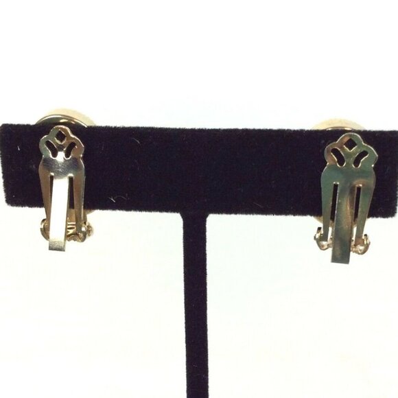 Vintage Goldtone Black Onyx Oval Clip-On Earrings - Picture 6 of 6